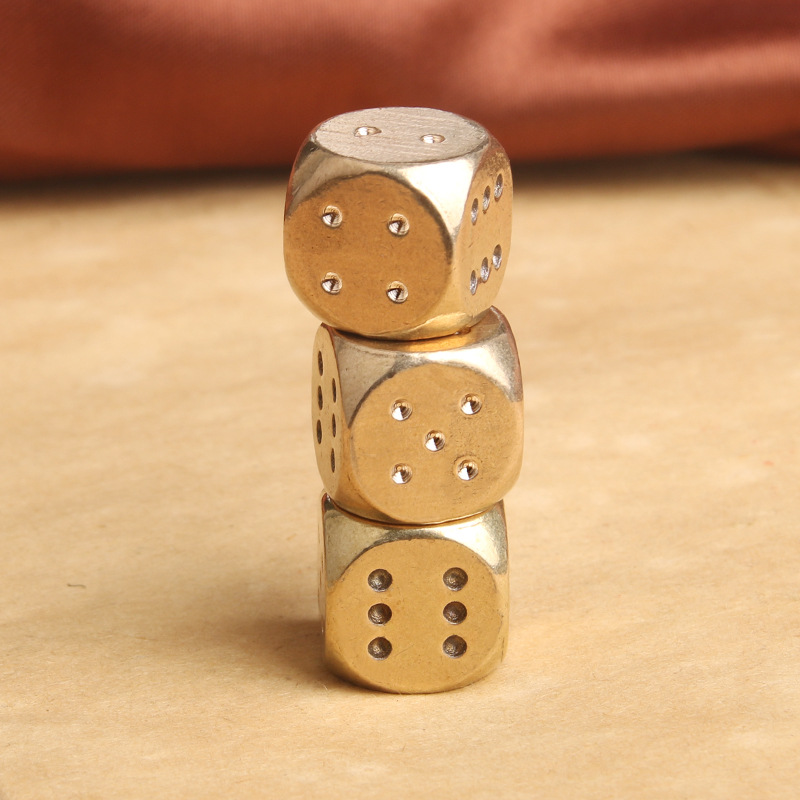 10/5PCS Brass Game Dice 15MM B - Party Games Juegos De Mesa 评论和价格