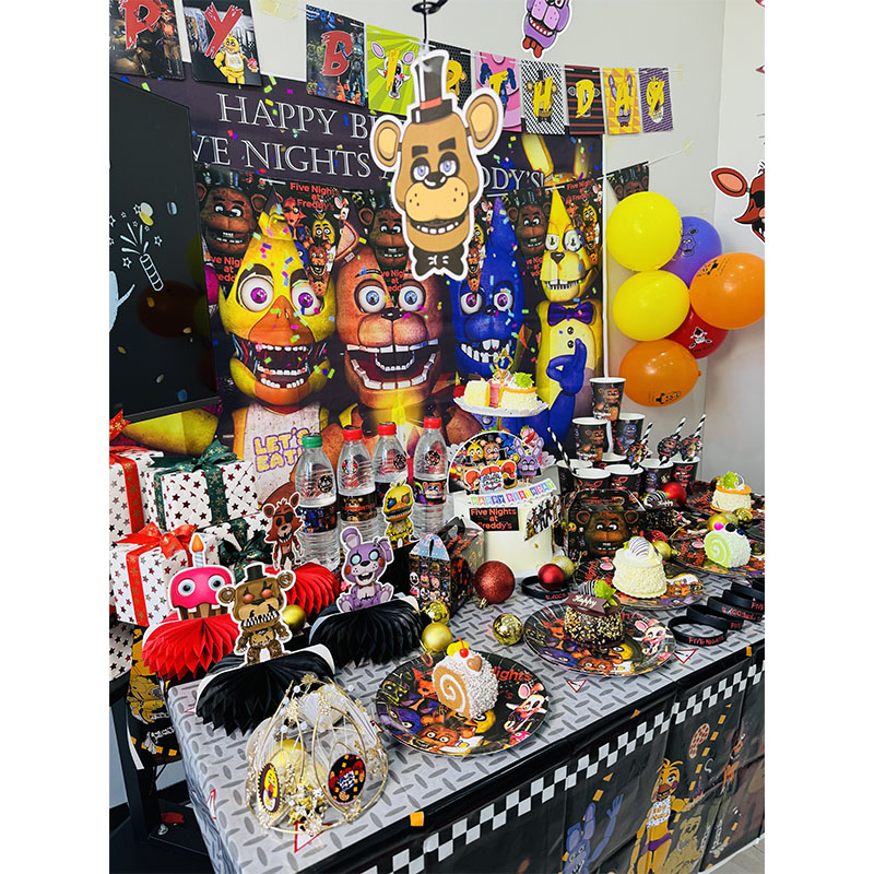FNAF Themed Paper Plate Cups C - Party Games At Christmas 评论和价格